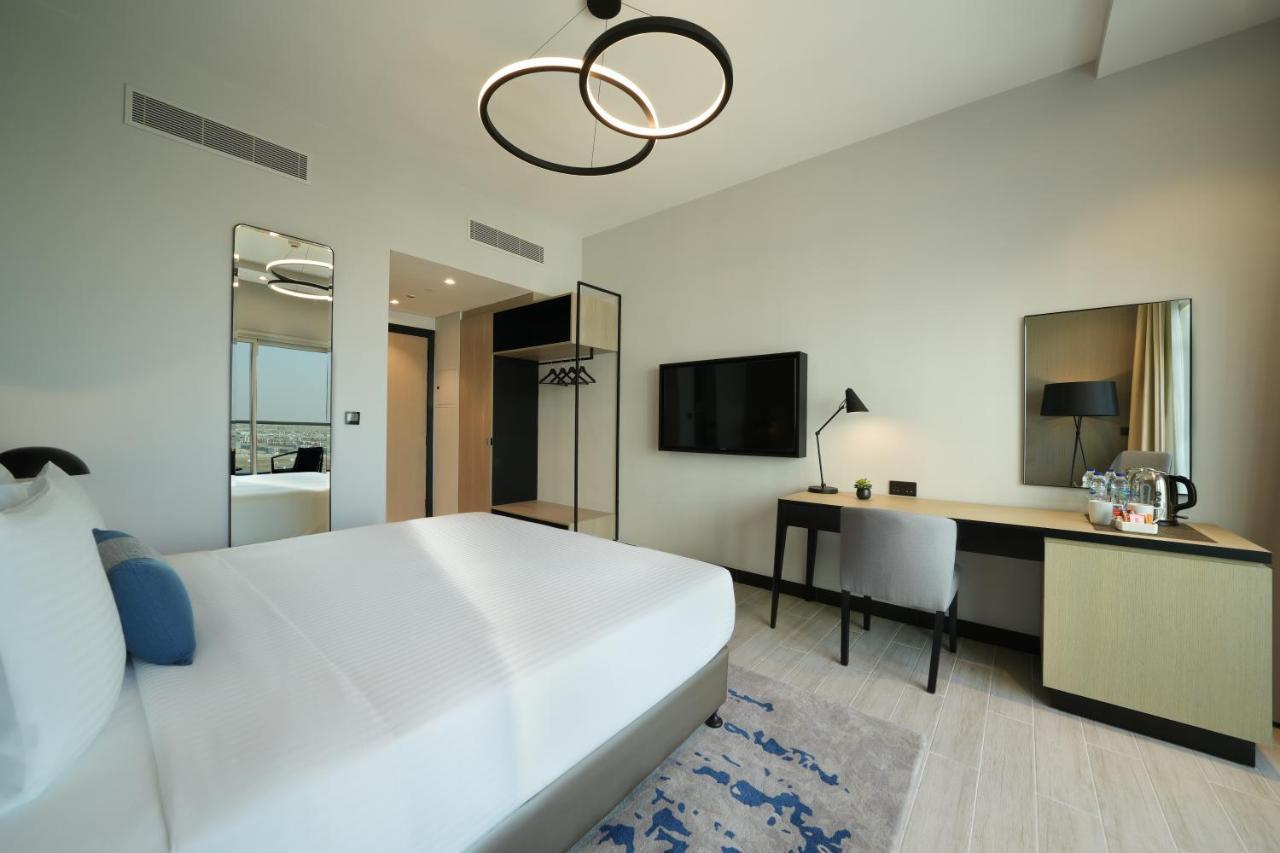 Damac Hills 2 Hotel, An Edge By Rotana Hotel Ντουμπάι Εξωτερικό φωτογραφία